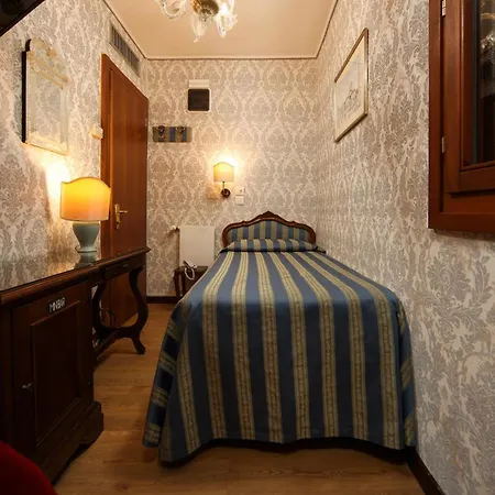 Hotel Da Bruno Venice Exterior photo
