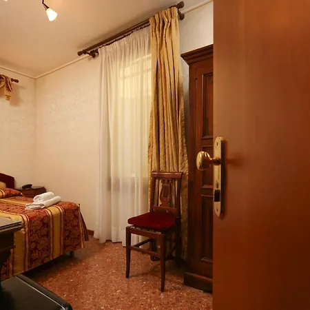 Hotel Da Bruno Venice Exterior photo